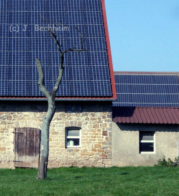 Photovoltaikanlage auf einer Scheune